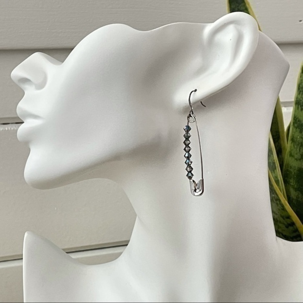 Handmade Grey Swarovski Crystal Safety Pin Earrings Industrial Upcycle Bling - Picture 4 of 5